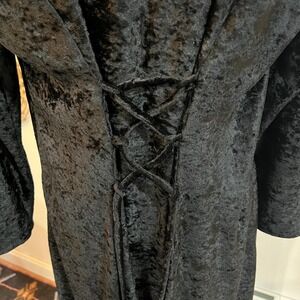 Vintage Black Crushed Velvet Dress Lace Up Back Gothic Witchy 90s Dress 14